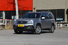 新浪汽车实拍东风风度MX6