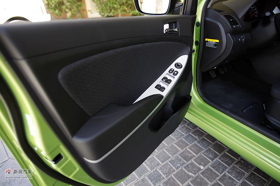 2012款现代雅绅特五门掀背版_6186475_汽车