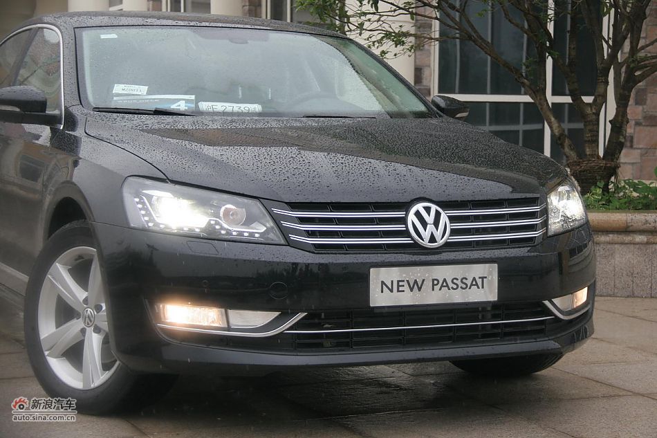 2011款新帕萨特2.0T御尊版外观_帕萨特外观图