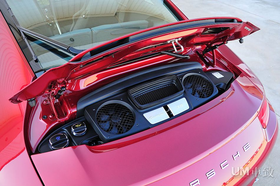 七年一剑 试驾2012保时捷911卡雷拉S(26\/49)