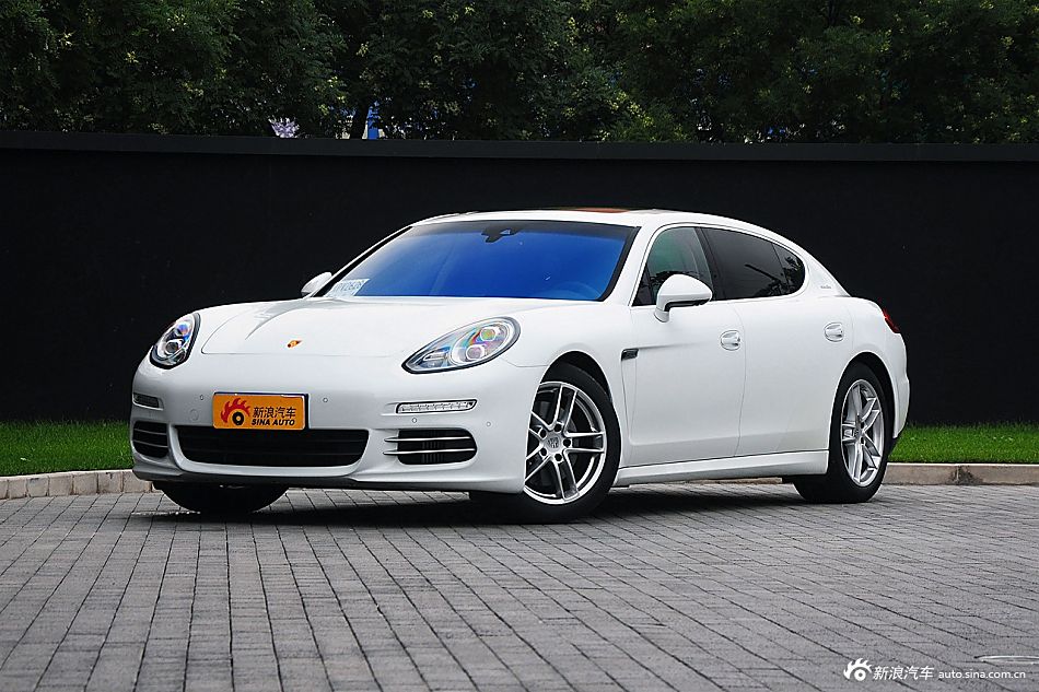 2014款保时捷Panamera 4 Executive 3.0T