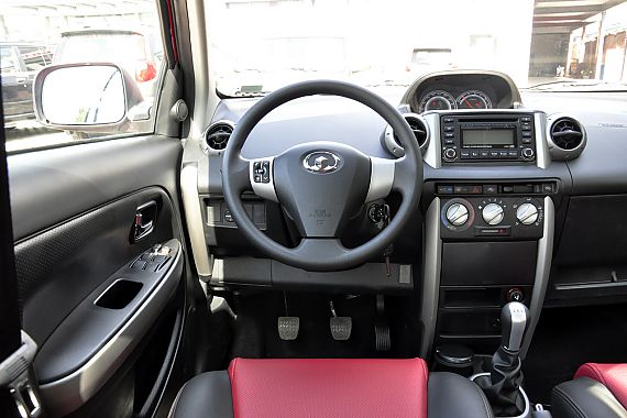 【2010款炫丽CROSS冠军版1.3手动报价_论坛