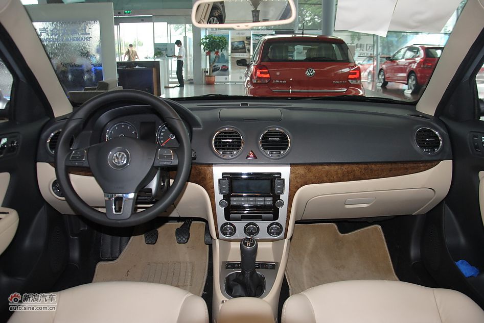 2011款朗逸1.4TSI手动品轩版_朗逸图片76464