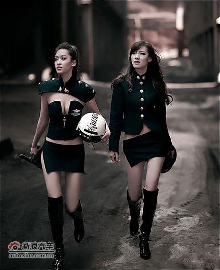 性感<em>双飞</em>黑天使_7076497_汽车图库_新浪汽车