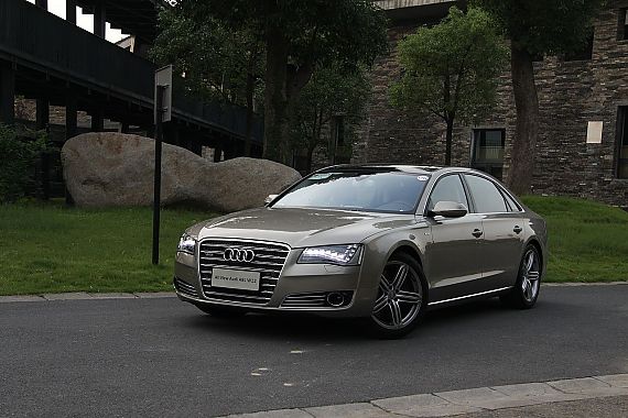 酷暑难挡豪车降温 奥迪A8L直降20万