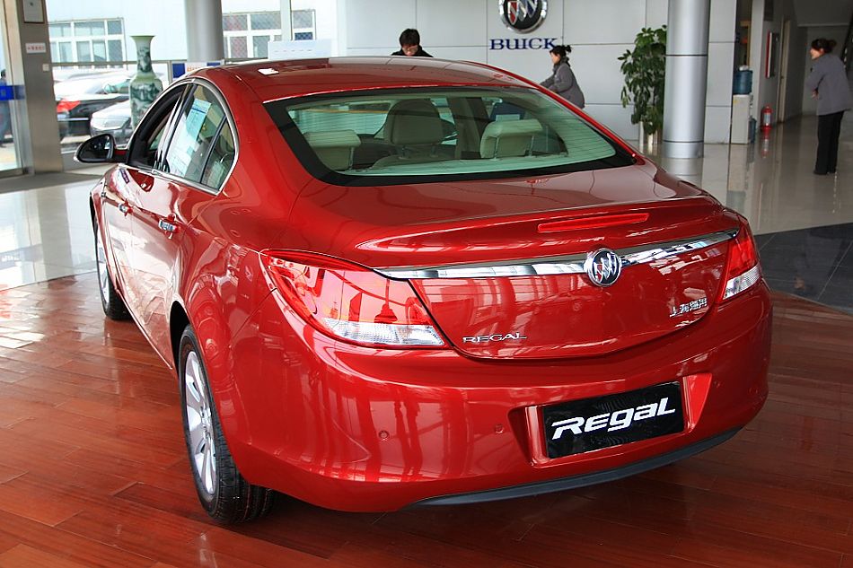 上海通用别克新君威到店实拍-外观_君威外观图