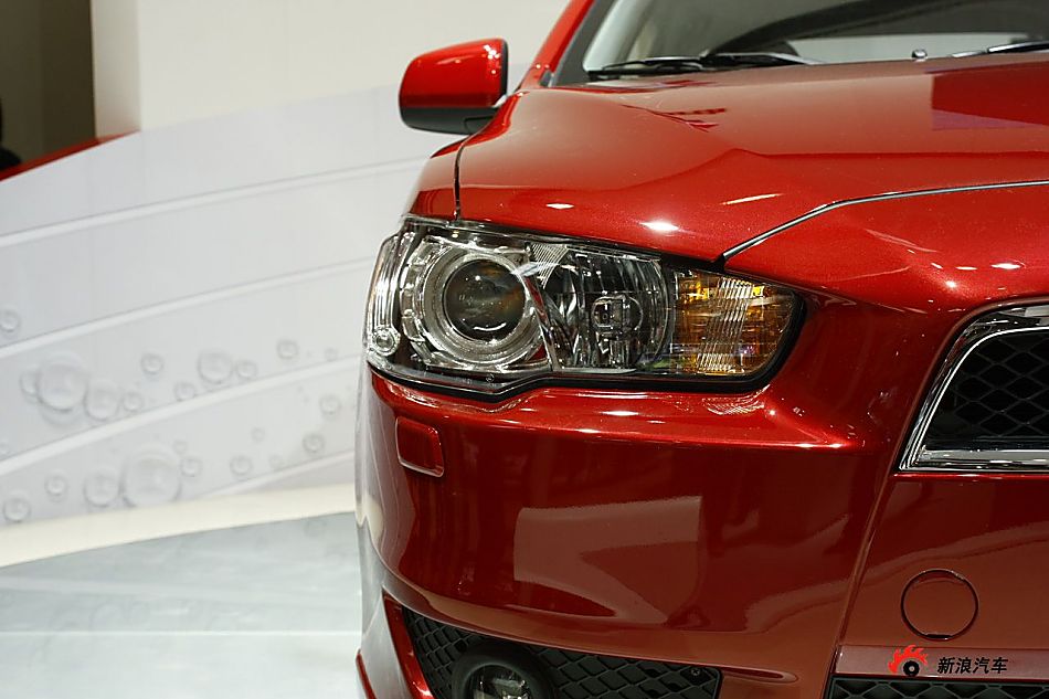 东南三菱蓝瑟翼神_翼神车展图图片246557_汽