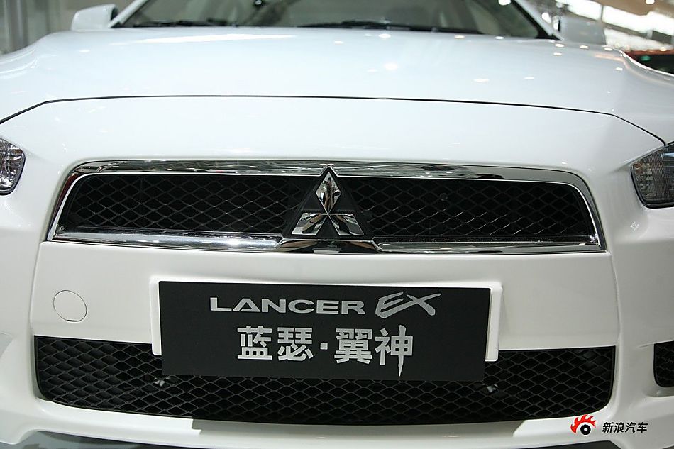 东南三菱蓝瑟翼神_翼神车展图图片246570_汽