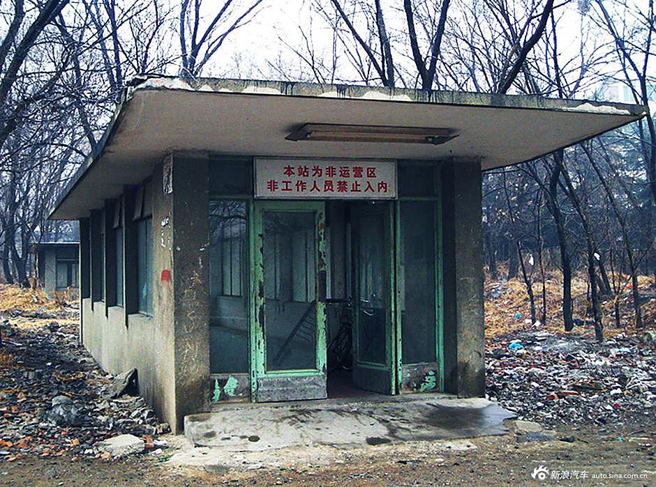 探秘世界各地被废弃的"幽灵地铁站"
