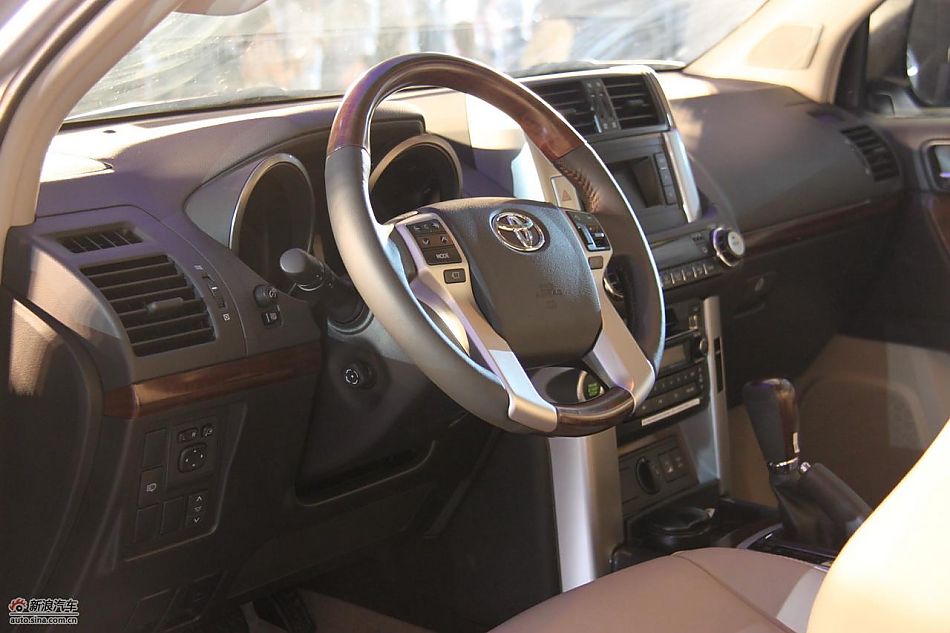 一汽丰田新普拉多_普拉多图片265937_汽车图