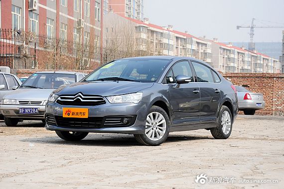 新世嘉变脸出击目标13万辆 10.68万元起