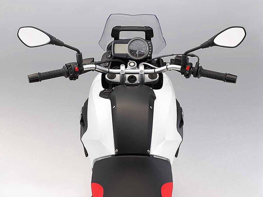 多用途车款典范 宝马G650GS高清图赏