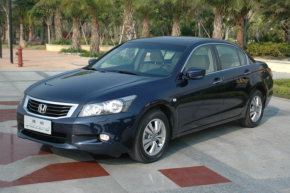 第八代雅阁外观图片