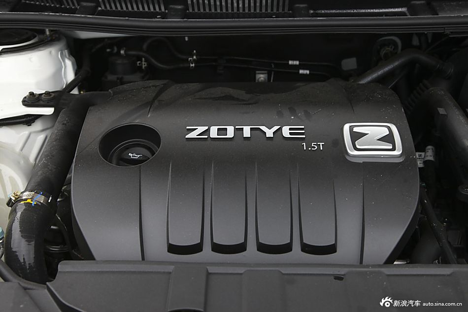 2015款众泰Z500 1.5T自动尊贵型