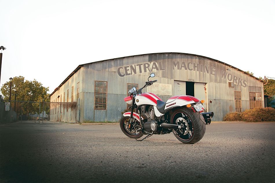 胜利Hammer S劲猛巡航重机组图欣赏