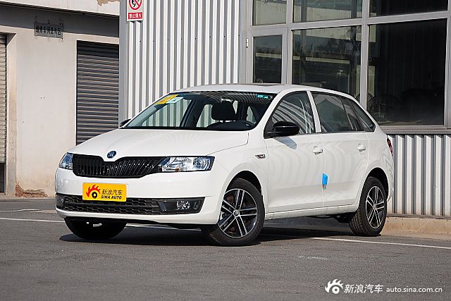 新车展厅：到店实拍新款昕动