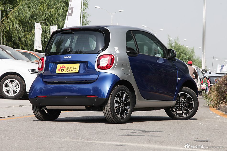 2015款smart fortwo 1.0L 激情版