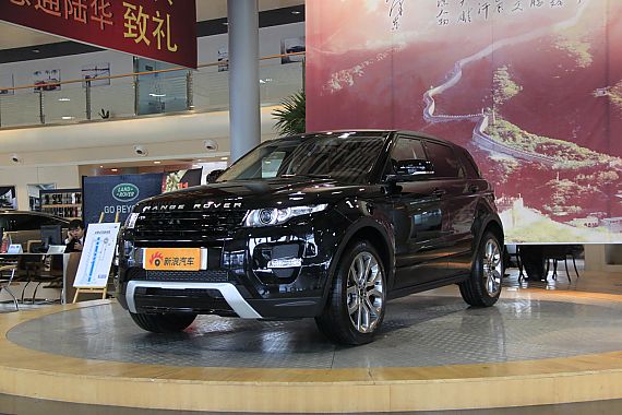 路虎极光优惠1.8万元 赠1.8万元礼包