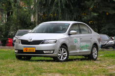 裸车价8万的合资车 实拍2016款昕锐