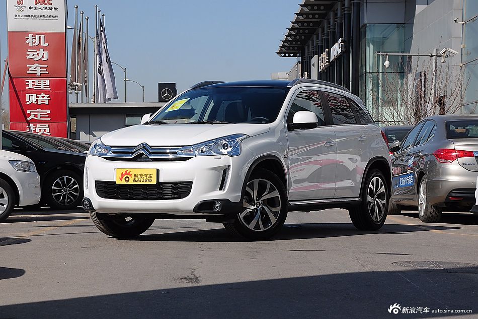 雪铁龙C4 Aircross 2 0L四驱豪华版