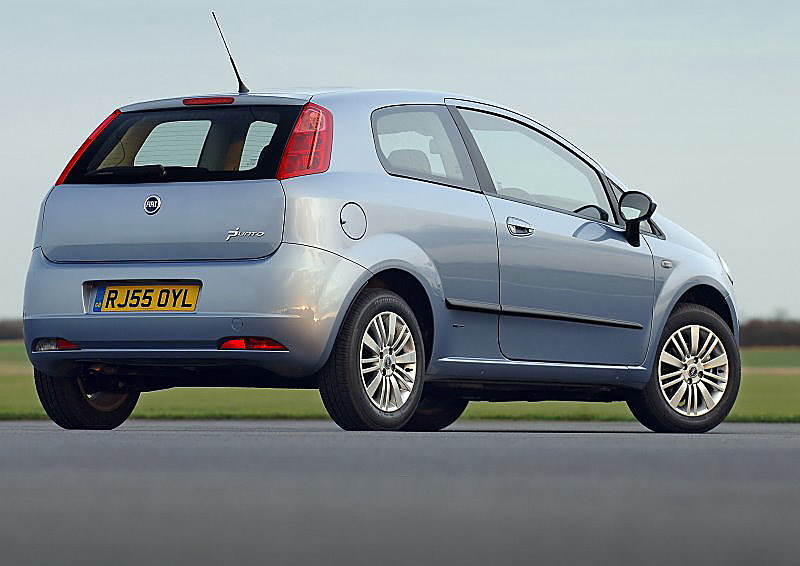 Grande Punto三门_朋多官方图图片36918_汽车