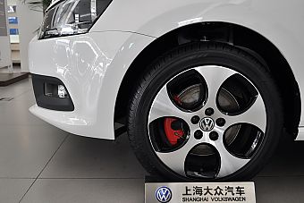 2012款POLO 1.4TSI GTI极地白