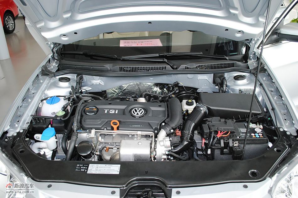 2011款新宝来发动机_新宝来内饰图片867030