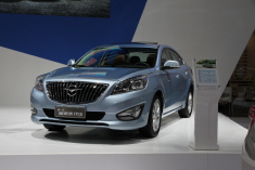 2014深港澳车展新车实拍：福美来M5