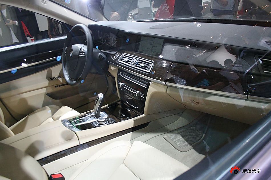 宝马730Li_宝马7系车展图图片257050_汽车图