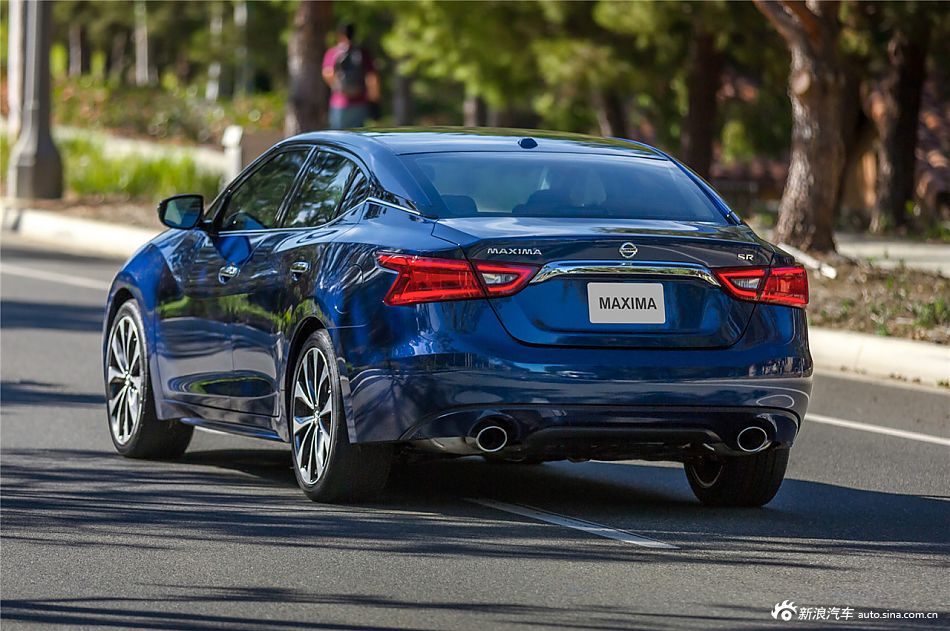 第八代日产Maxima高清实拍 与天籁同平台打造