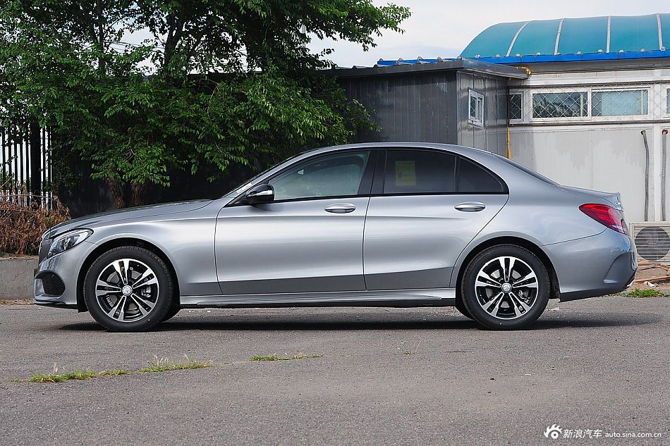 原味运动 实拍奔驰C级标准轴距版