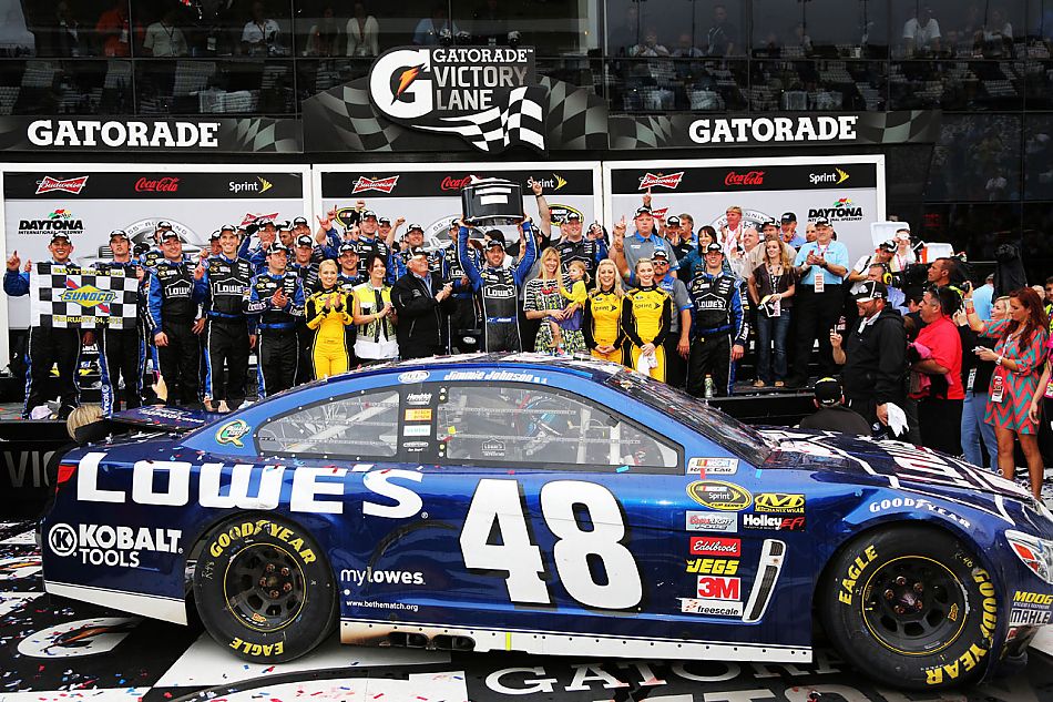 戴通纳500 美国赛车界的超级碗_39197176_