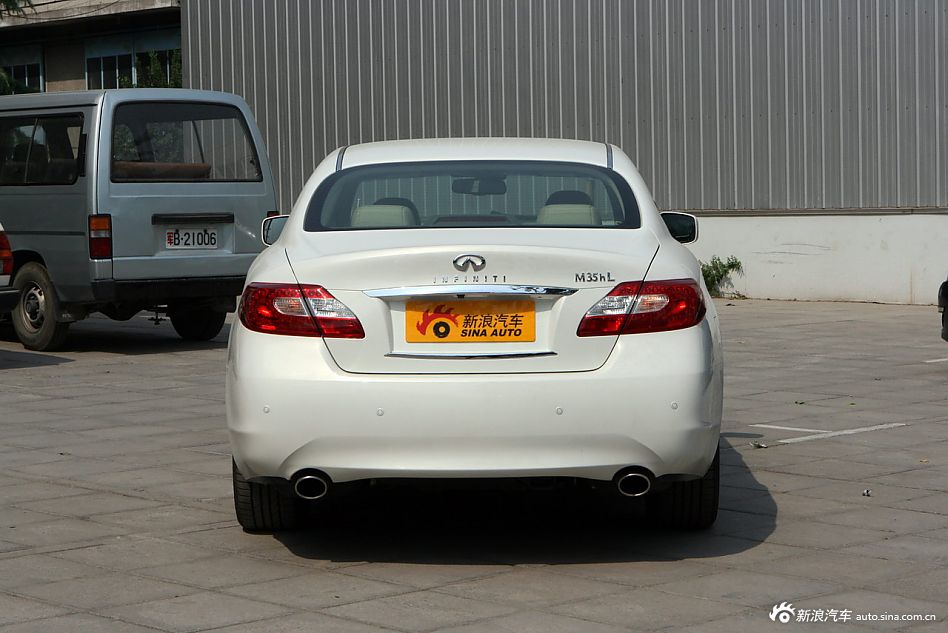 2012款英菲尼迪m35hl豪华版
