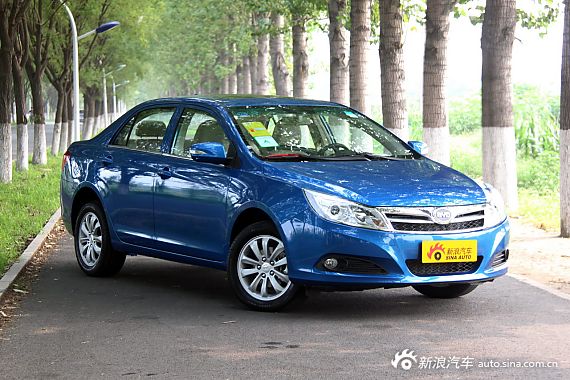 比亚迪速锐最高优惠3000元 少量现车