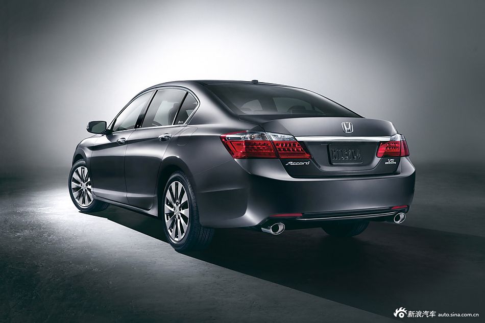 2013款本田雅阁官方图_雅阁官方图图片1793