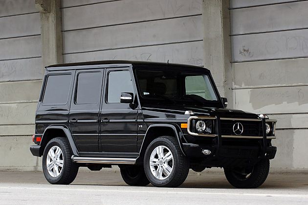 奔驰G级召回 修复会弹射炮弹的气囊