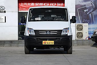 2016款上汽大通v80 2.5t手动傲运通短轴中顶6座 国v