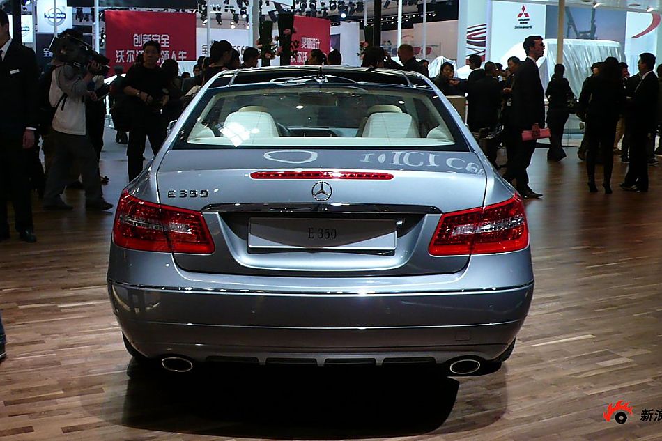 奔驰E350_奔驰E级图片247215_汽车图库