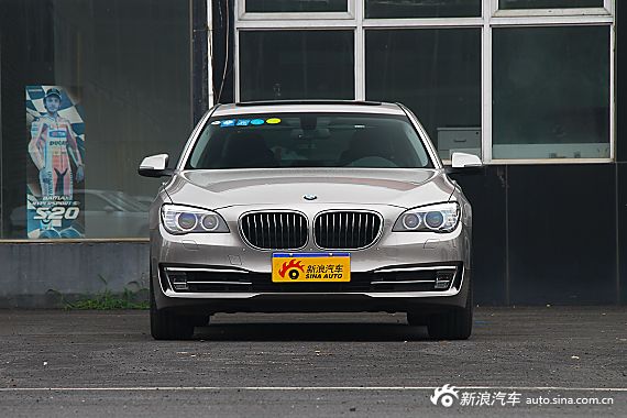 2013款宝马7系740Li xDrive