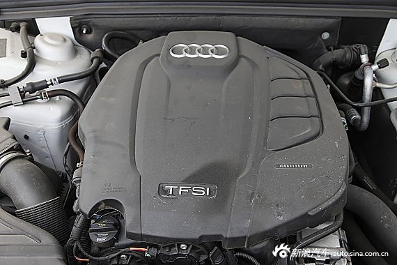 2015款奥迪A4L 45TFSIquattro个性运动版 2015款奥迪A4L 45TFSIquattro个性运动版