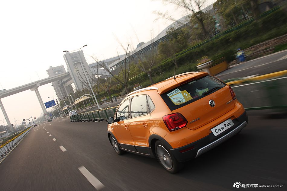 2012款上海大众cross+polo