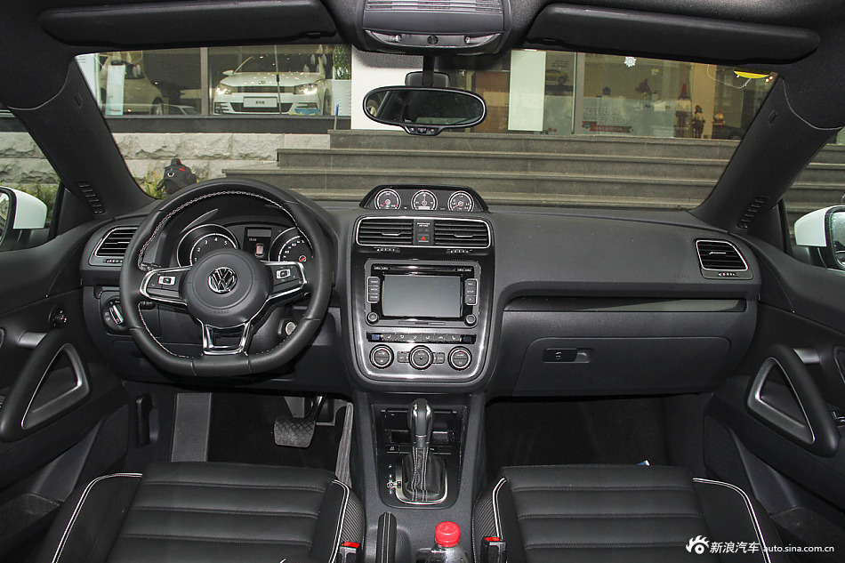 2015款尚酷2.0T自动豪华版