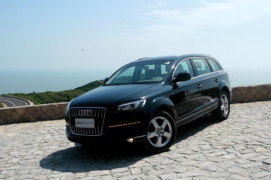 进口奥迪Q7报价 奥迪Q7越野车报价