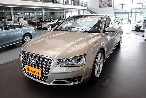 奥迪A8L现金直降4万 启动置换月活动
