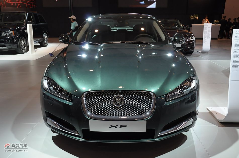 2011南宁车展现场图片_10907562_汽车图库