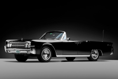 1963年林肯大陆敞篷车7.7万美金拍卖