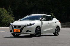 个性紧凑车又添一员 实拍LANNIA蓝鸟