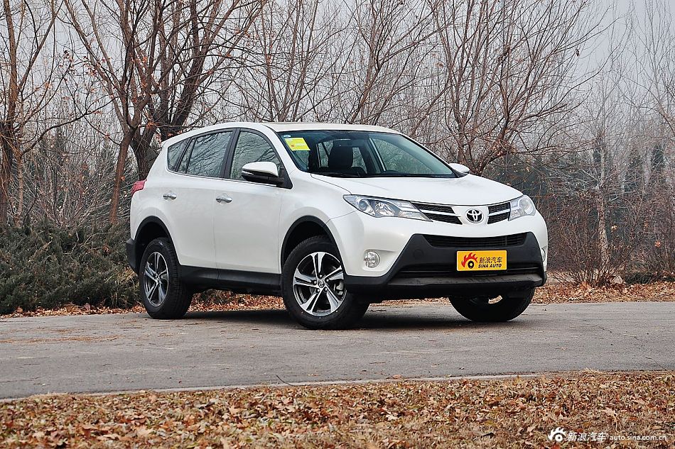 2015款RAV4 2.0L CVT四驱新锐版