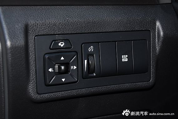 2015款绅宝X65 2.0T手动豪华型