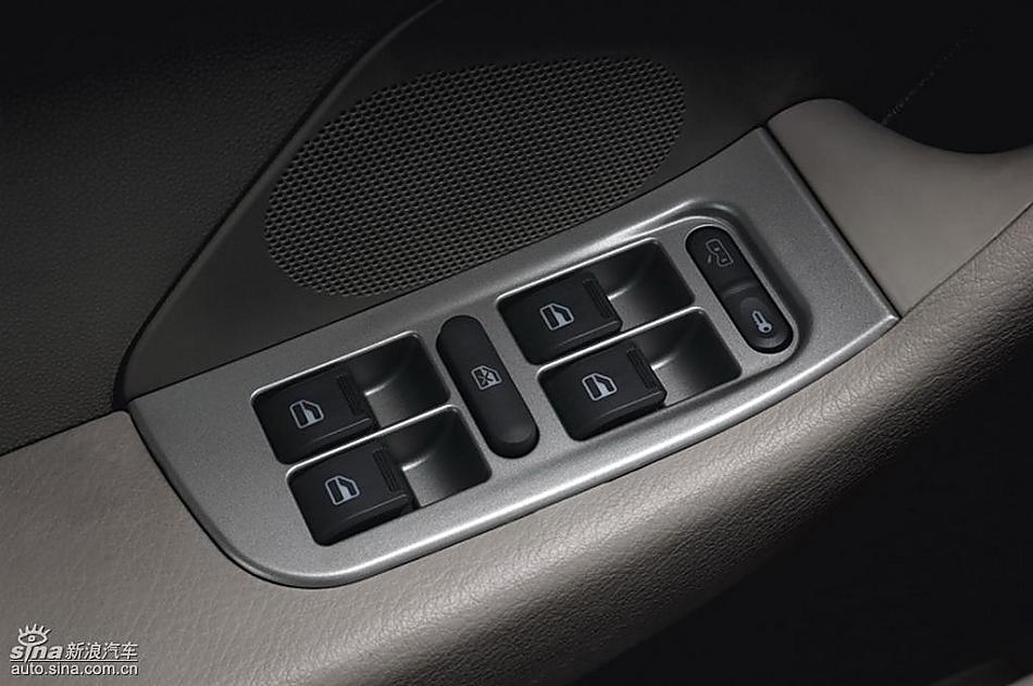 奇瑞A3内饰_奇瑞A3图片87631_汽车图库